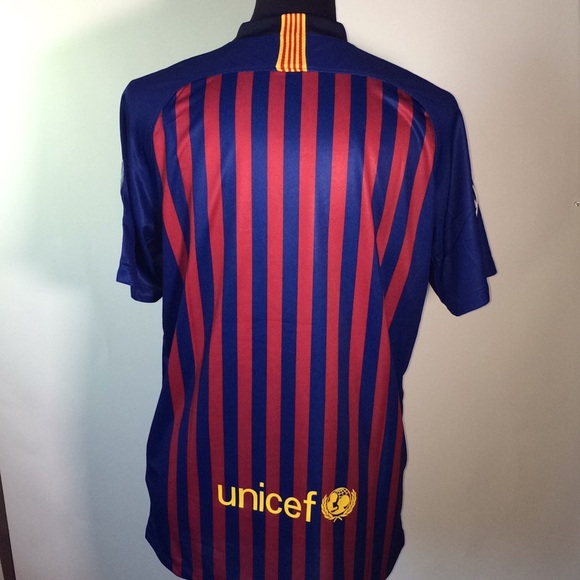 Barcelona Home Jersey- OPEN TO OFFERS!😊💵💵💵 - Picture 5 of 8
